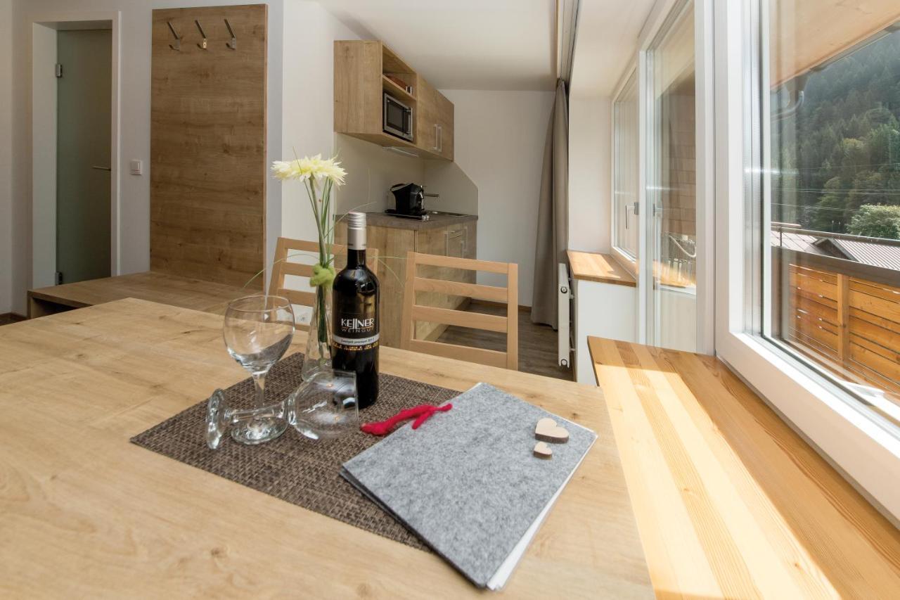 Alpine Am Arlberg Hotel apartamentowy Klösterle